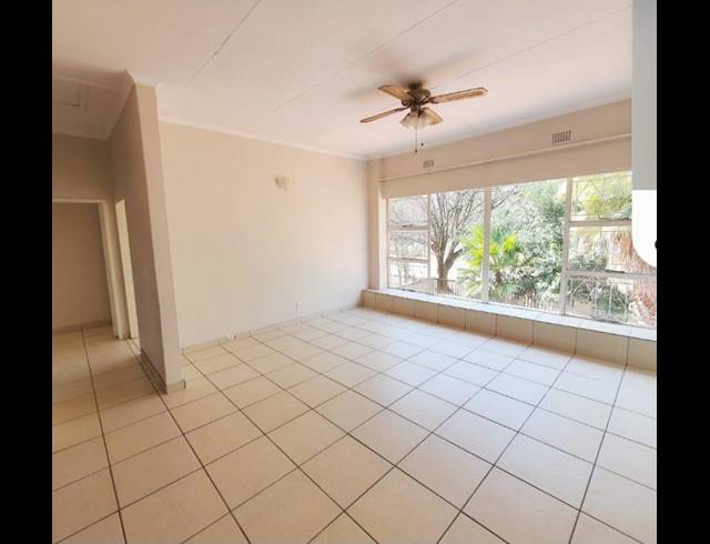 2 BEDROOM TOWNHOUSE FOR SALE IN THREE RIVERS PROPER